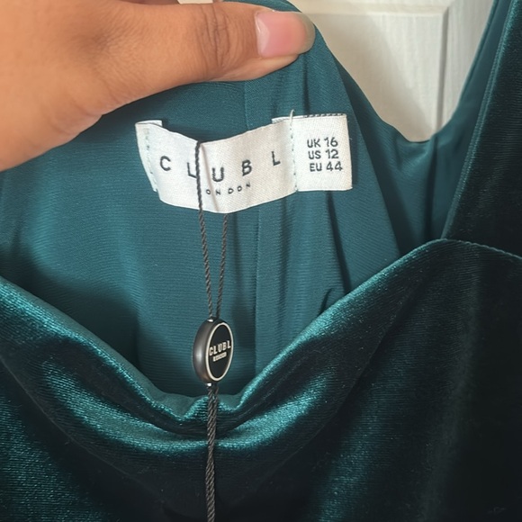 Club London Green Maternity Dress - Picture 3 of 3